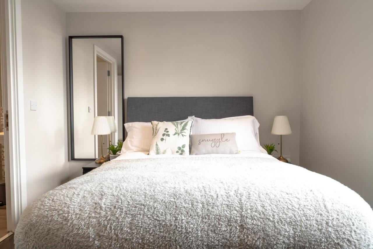 Belfast Quarters: 10Th Floor Gem Apartment ภายนอก รูปภาพ