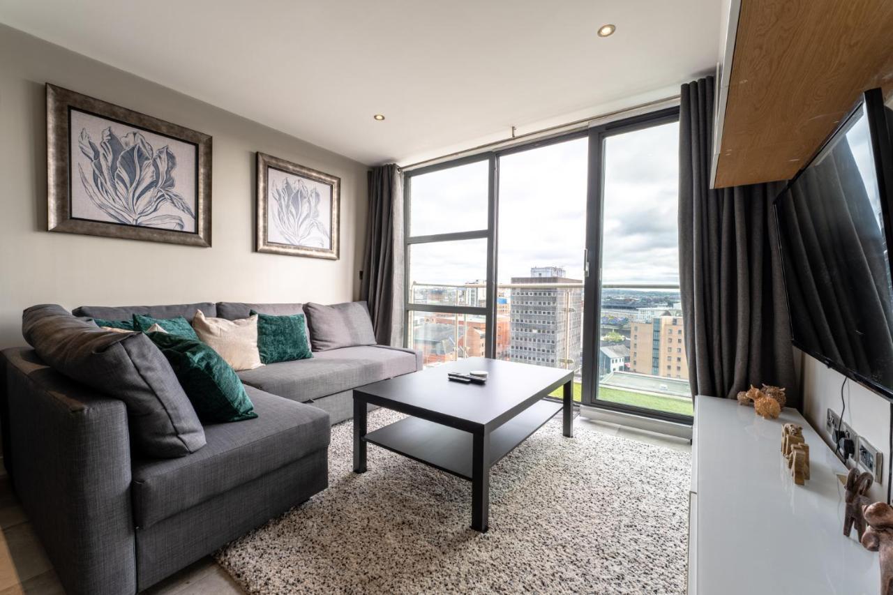 Belfast Quarters: 10Th Floor Gem Apartment ภายนอก รูปภาพ